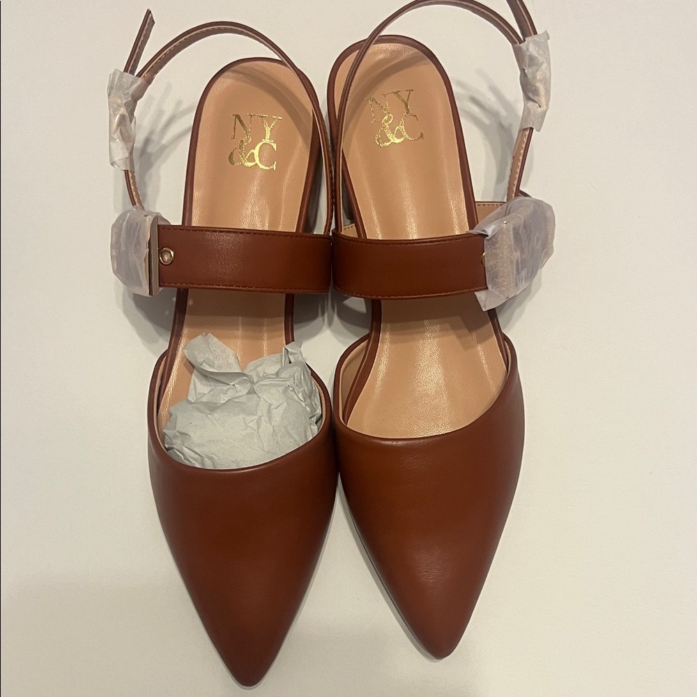 New York & Company Women's Tan Pointed Heels